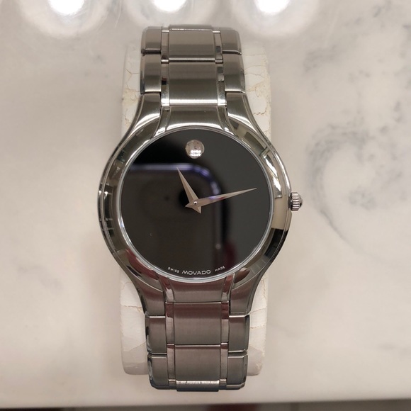 Movado silver watch - Picture 1 of 9